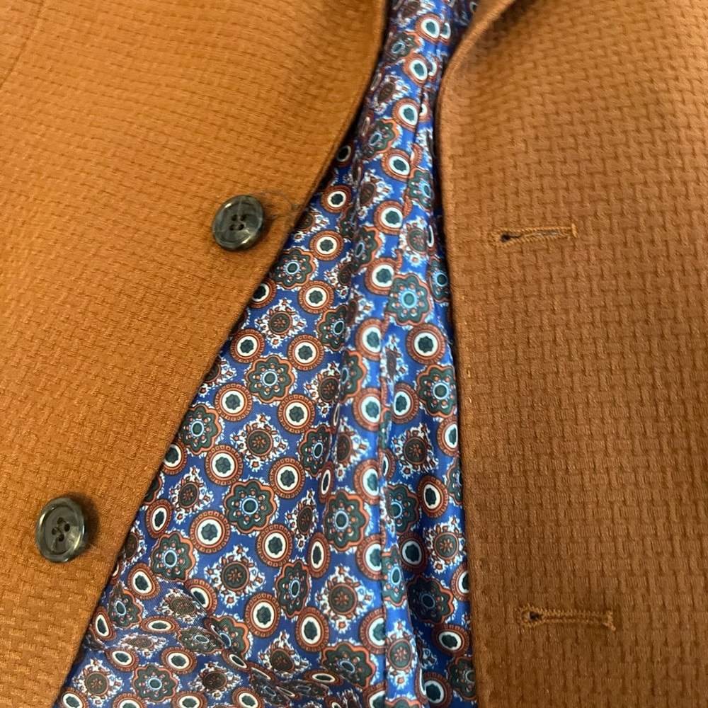 Men’s suit - Picture 9 of 14